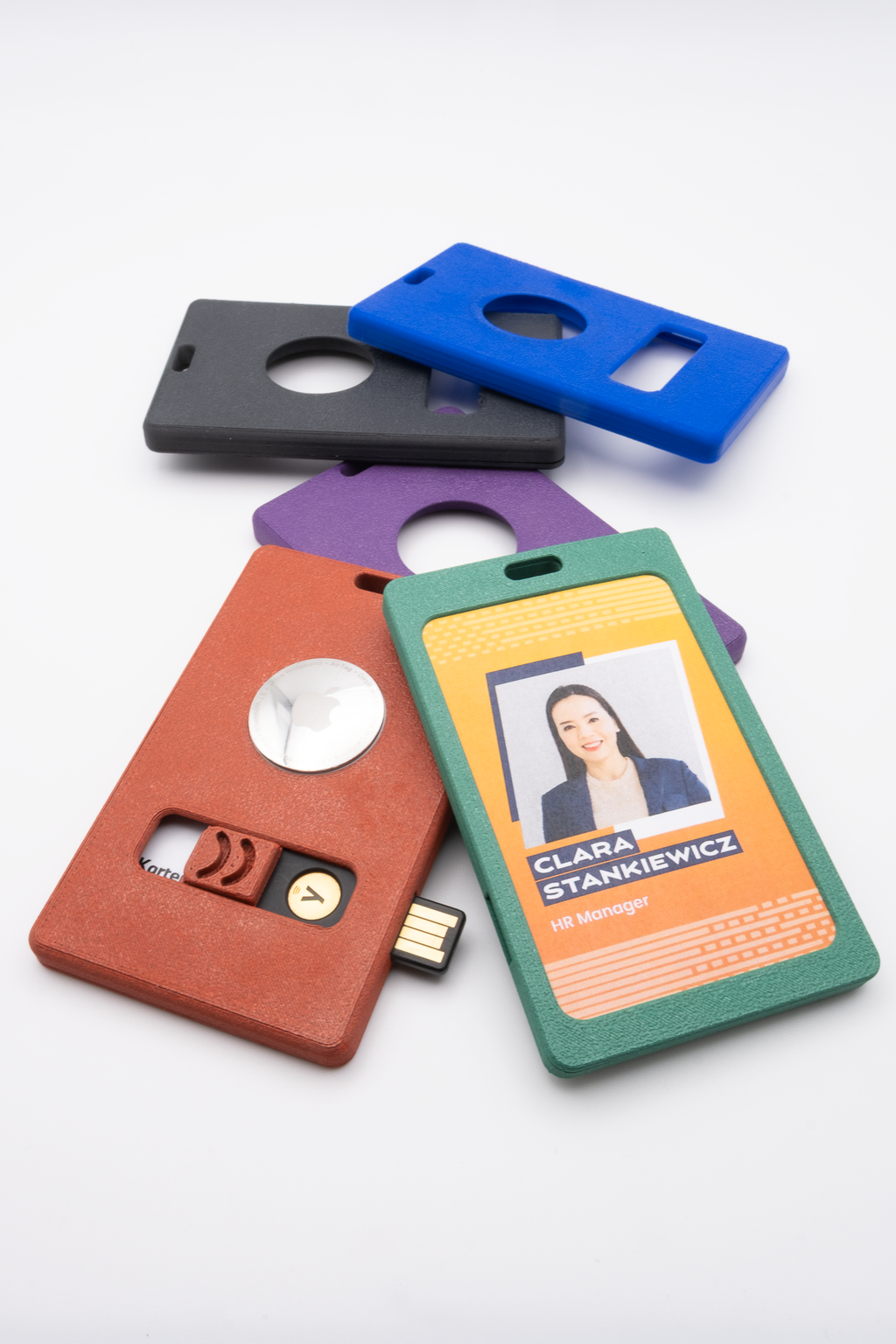 "Design" ID Badge Holder with AirTag & YubiKey – maximum security - 3D‑Printed