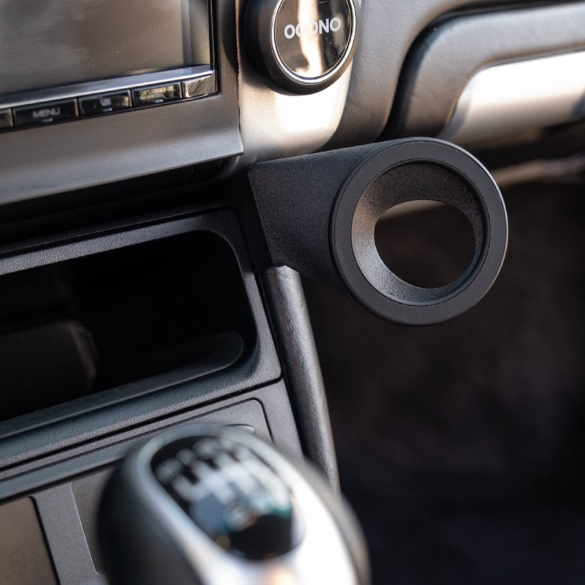 Porsche 996 986 MagSafe phone mount AirTag detailed view